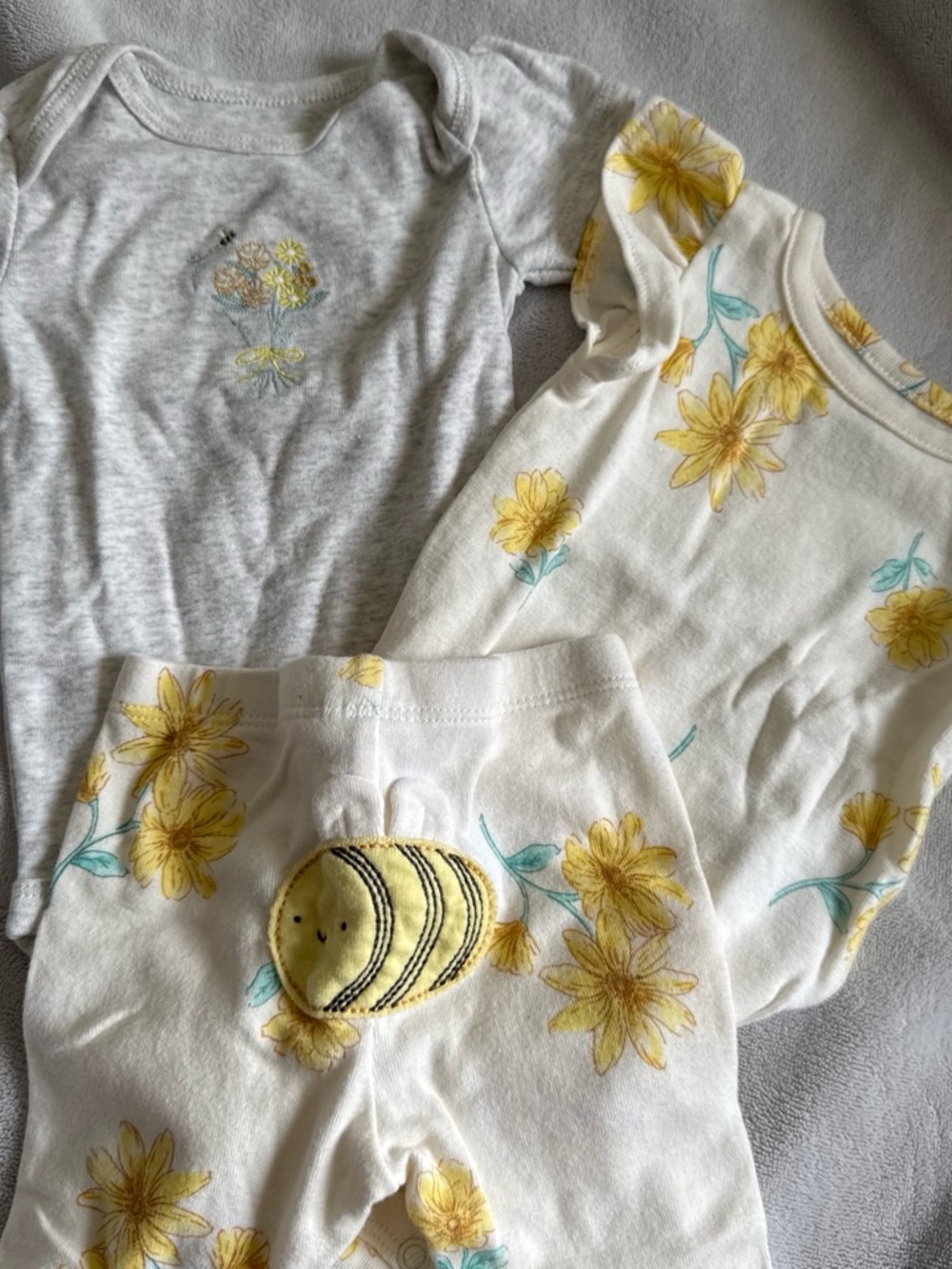 Carters Sets (2) - Picture 4 of 4